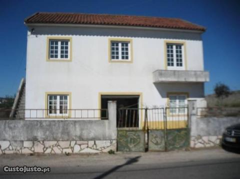 Moradia independente ID:123221083-7, RE/MAX