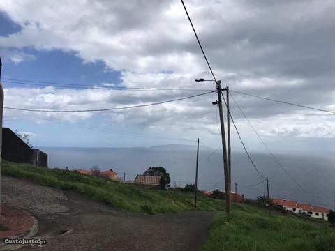 Terreno para construir moradia