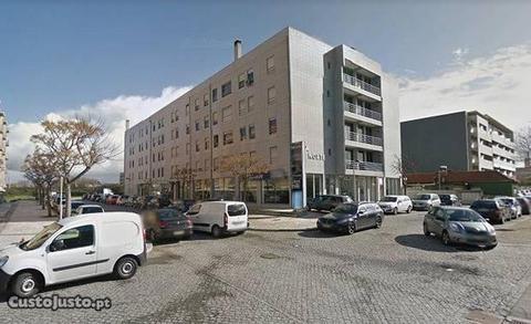 Apartamento bem localizado T4 Nacional 13 Vila do