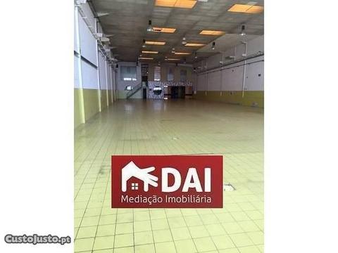 [5333] Armazém industrial com 100% financiamento