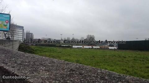 Terreno Construção altura ao Hospital S. João