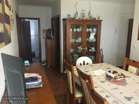 Apartamento t3 - bairro da caixa