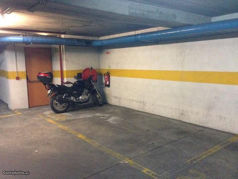 Espaço de garagem