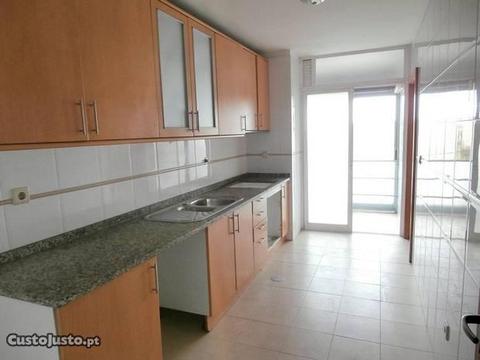 Apartamento T2+1 em Matosinhos (Imóvel de banco)