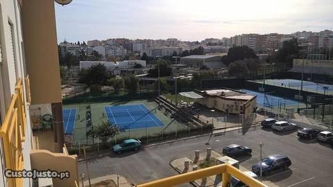 Apartamento T2 / 100 m2