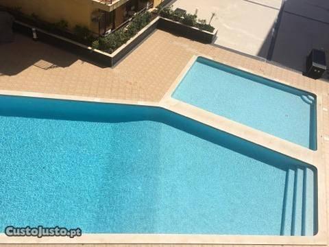 Apartamento T2 perto da praia e com piscina