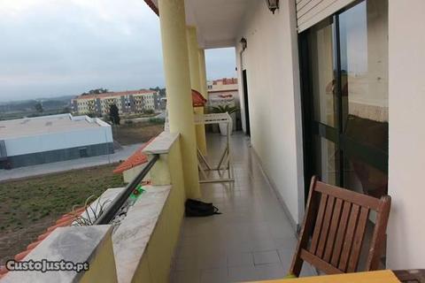 Apartamento T2 - 4º Andar