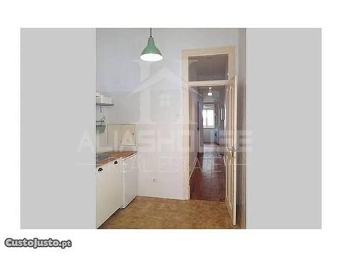 Apartamento T3 (Arroios)