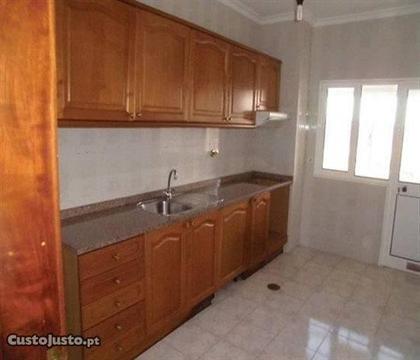 Apartamento T1 Rio Tinto Gondomar - su-ba4181