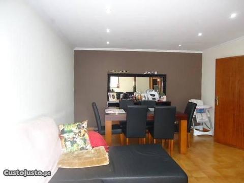 Apartamento T2 na D. Afonso Henriques