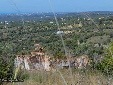 Terreno para moradia, com vista de mar