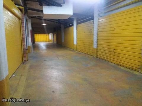 Garagem individual / fechada, com16,50 m2