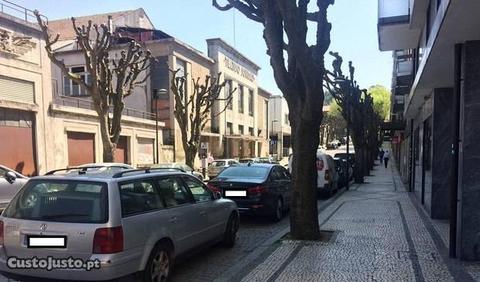 Loja de Rua com 146m2 no centro de Guimarães