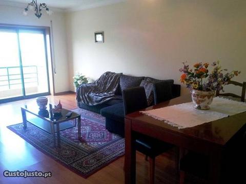 T2 a 500mts da praia