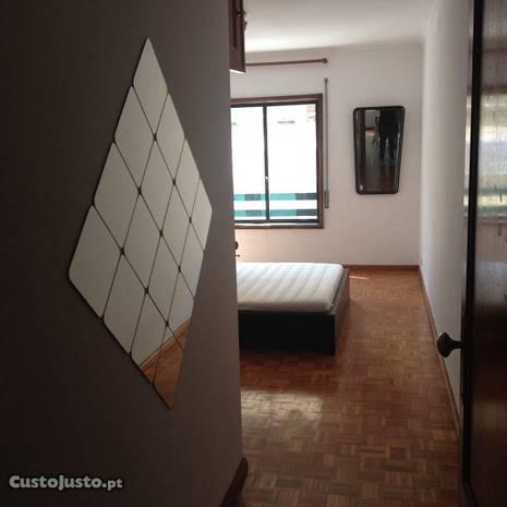 Apartamento T2 com ar condicionado