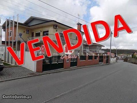 [240-M-14590] Moradia isolada T4, Ribeirão
