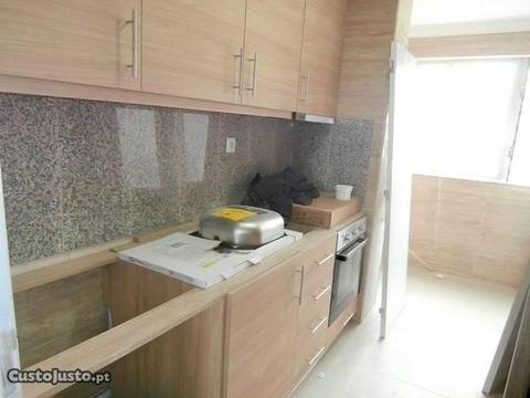 Apartamento T3 Fânzeres em remodelação!