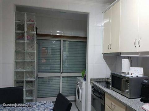 Excelente Apartamento T2 como novo - CR 1503