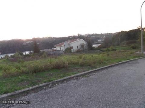 Ref 6837 Terreno Valbom / Marginal