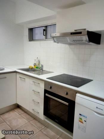 Quarto perto do Glicínias