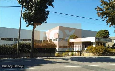 Fábrica/Indústria em Milheirós - Maia