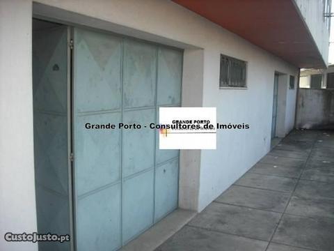 Armazém para retém em Ermesinde / Avª João Deus
