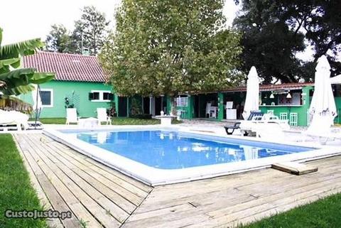 Moradia Térrea com piscina na Quinta do Anjo