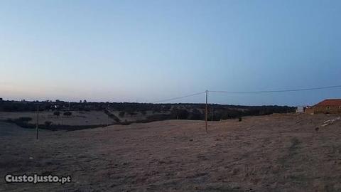 Herdade na zona de Ourique