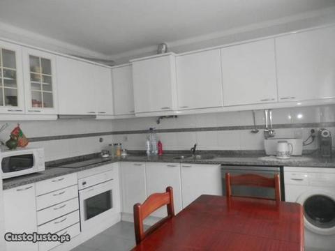 Apartamento T2 Mem Martins (A2339)