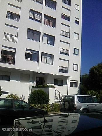 Apartamento T2 Zona Monte dos Burgos