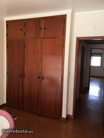 Apartamento T2 nas Abadias