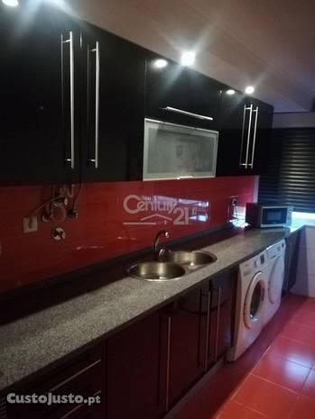 Apartamento excelente - Qta Manuel André