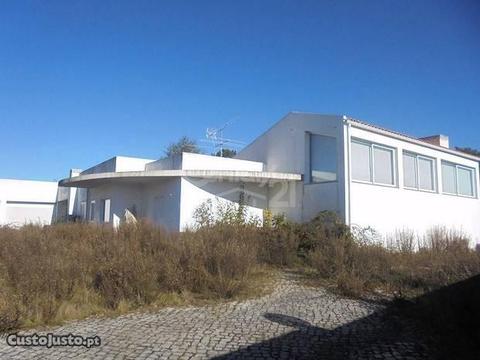 Moradia T4 370,00 m2