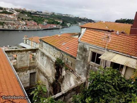 Prédio Zona Histórica Porto - Miragaia