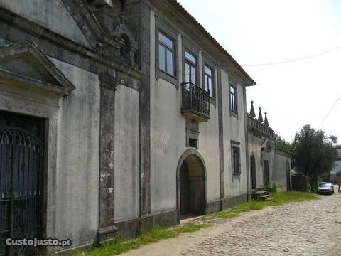 [5126] Quinta com Palacete para recuperar e área d