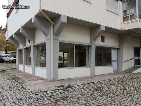 Loja/escritório em Coimbra - Urb. S.ta Apolónia