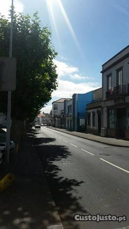 Apartamentos em Ponta Delgada
