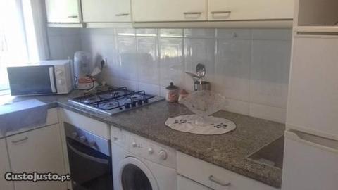 Apartamento T2 Amorosa