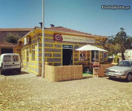 Passa-se Café, pastelaria e Pão Quente