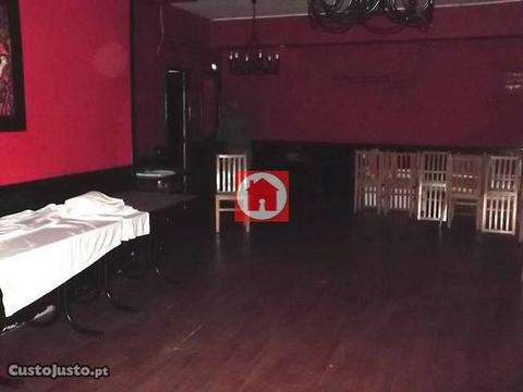 [240-N-10816] Loja, Póvoa de Varzim