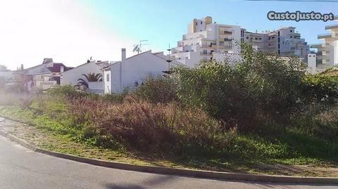 Lote de terreno para construção Má Partilha