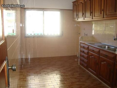 Apartamento T1 Agualva - Impasse Oca