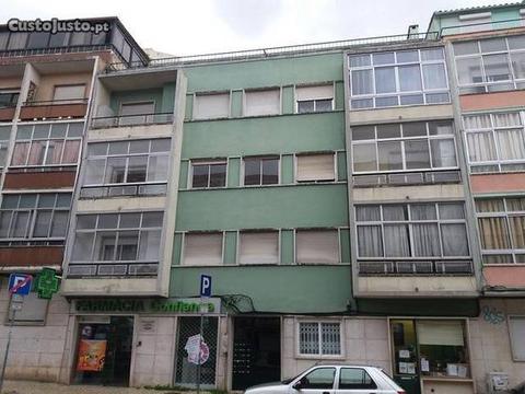 Apartamento T2 Venteira Amadora (SU-BE138553)