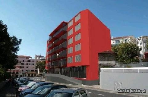 Apartamento no centro T1+1 Til Santa Luzia Funchal