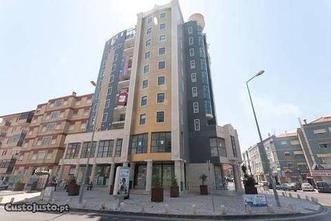 Apartamento T4 Amora Seixal - su-bpcsm-000453-aa