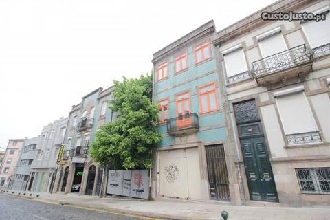 Apartamento T2, Rua Álvares Cabral, Porto