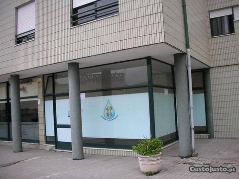 Loja para comércio ou serviços- Avintes