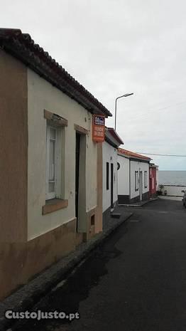 Moradia sita na Maia