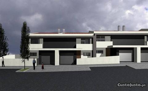 Lote com 231m2 Vila Verde Lanhas