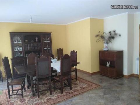 Apartamento T2 C/ Garagem